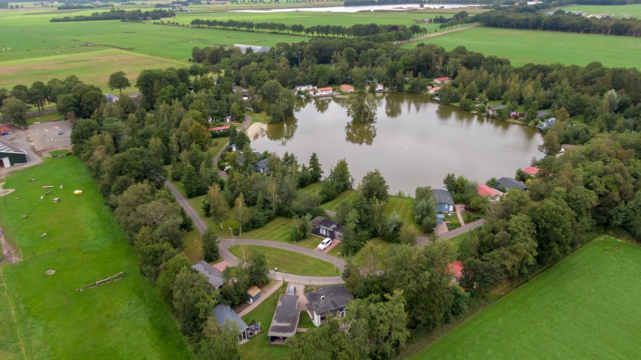 Landelijk Chalet 87 Oosterwolde  エクステリア 写真
